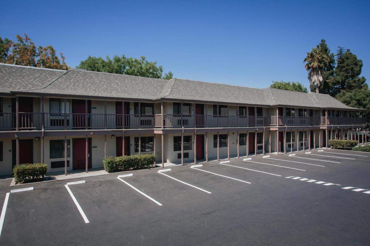 Alura Inn San Jose Exterior photo